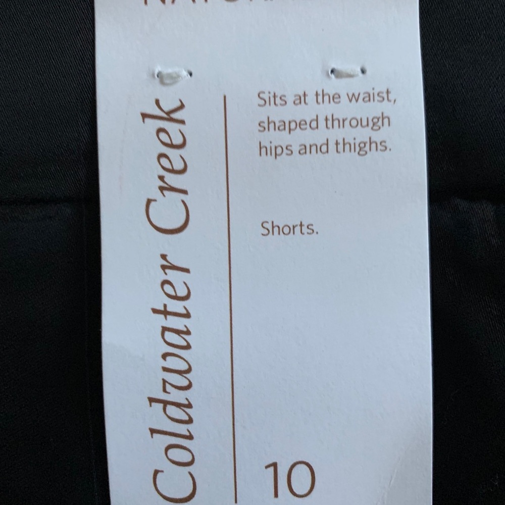 NWT🌺 Coldwater Creek ladies shorts - Picture 3 of 5